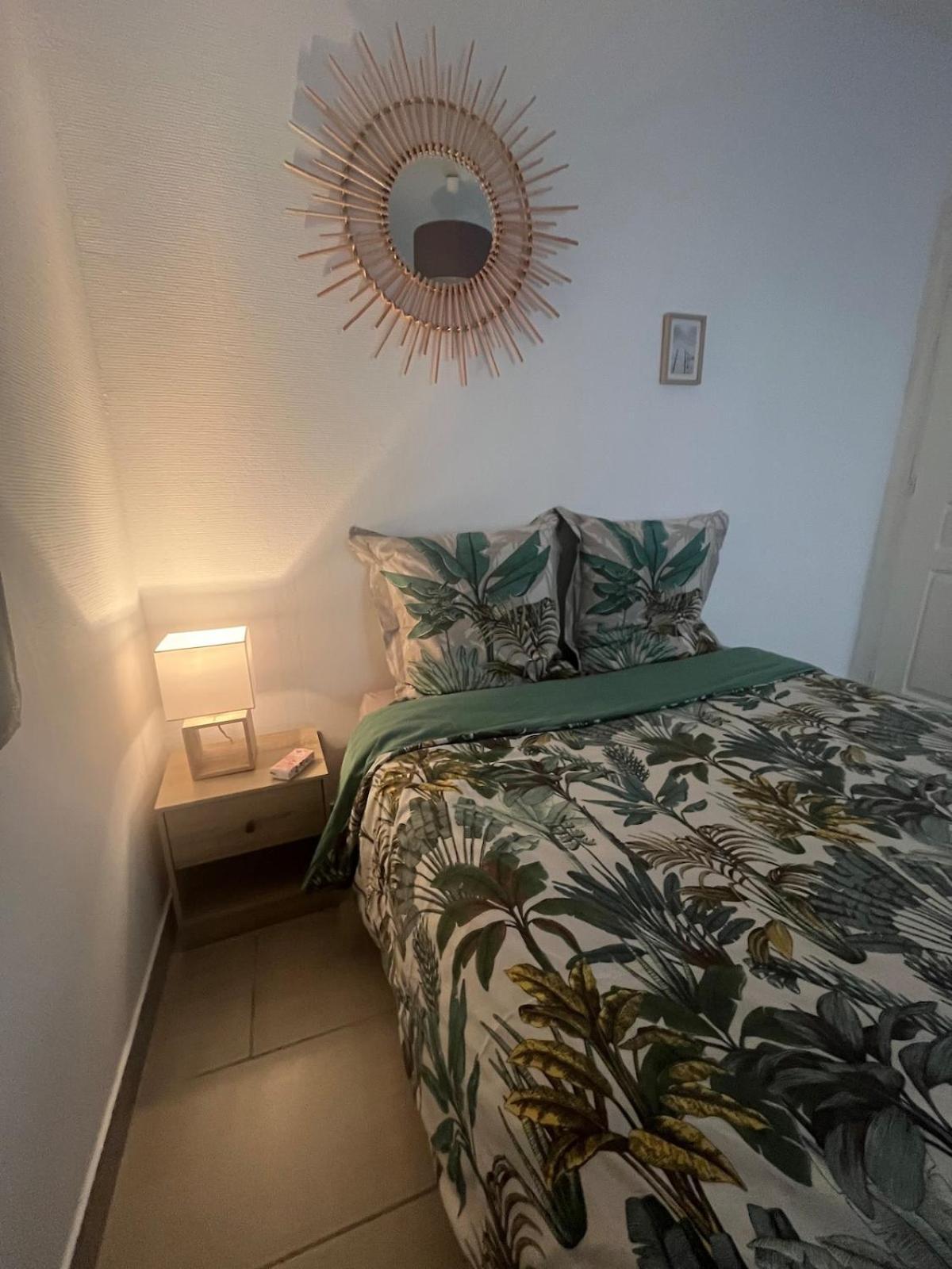 Studio Cosy Avec Climatisation Et Terrasse Malataverne Ngoại thất bức ảnh