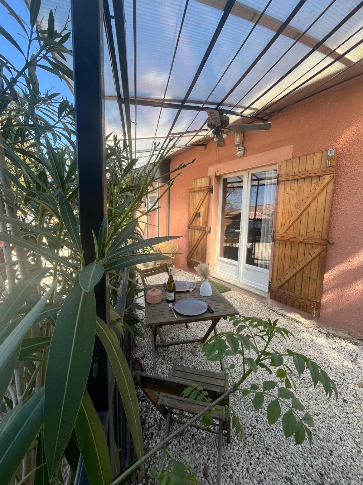 Studio Cosy Avec Climatisation Et Terrasse Malataverne Ngoại thất bức ảnh